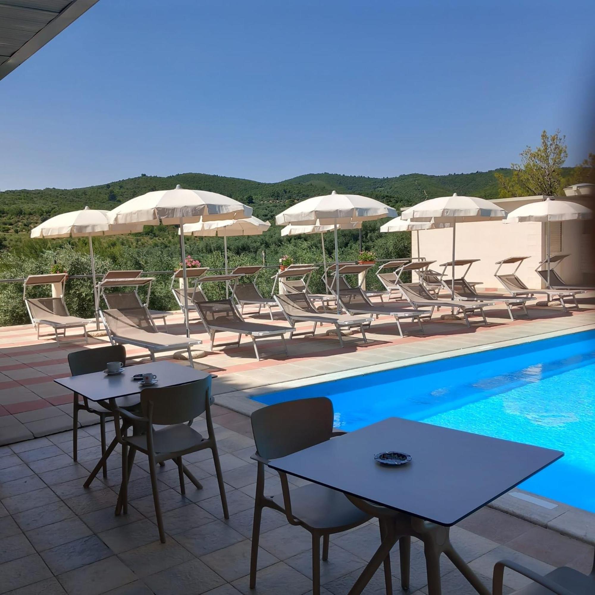 Residence San Luca Vieste Bagian luar foto